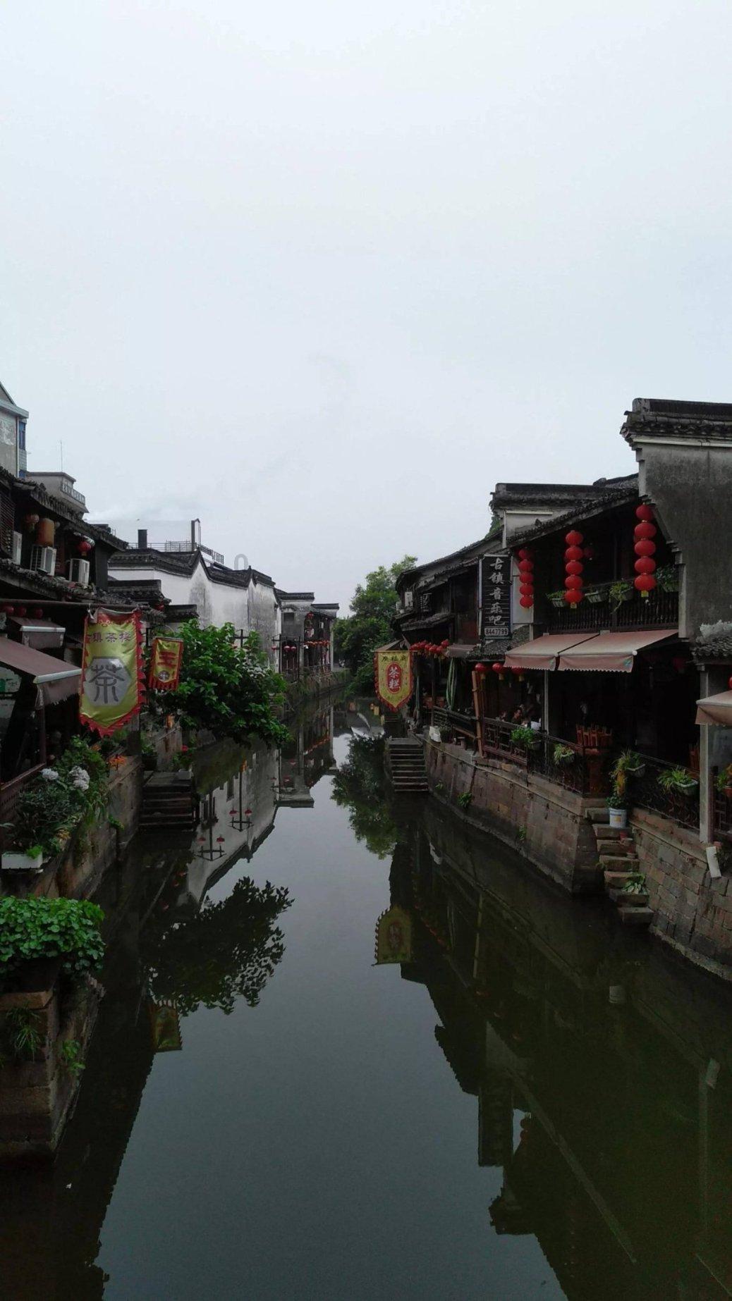 能给手机充电、加热盒饭,北京丰台马家堡东里社区开放暖心驿站